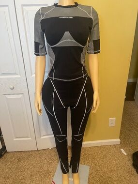 Manière De Voir Contrast Panel 2-Piece Set